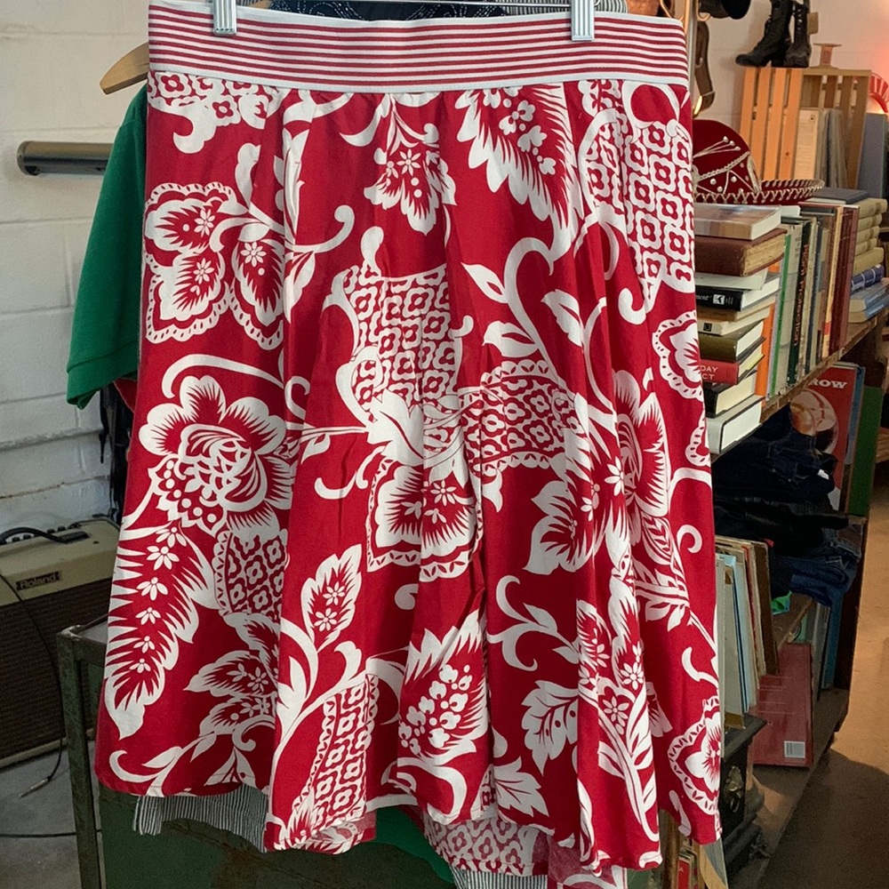 Boho mid length lined cotton skirt with elastic waist band